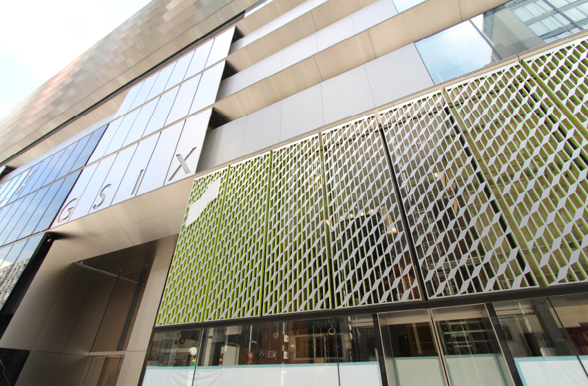 スクリーンパネル:アルミ 電解研磨 塗装仕上