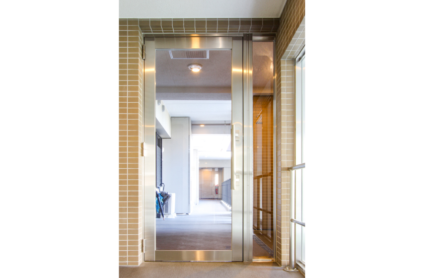 特定防火設備〈ファイヤードⅡ〉 片開框扉・FIX:ステンレス ヘアーライン仕上