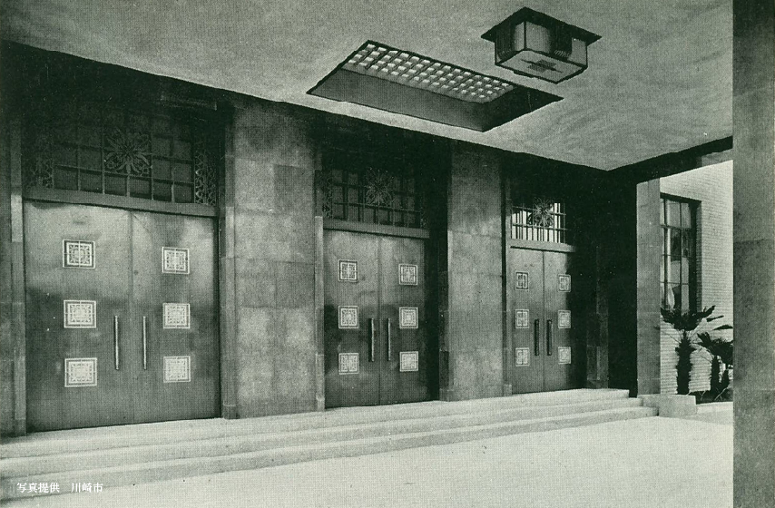 〈1938年創建時〉* 写真提供：川崎市