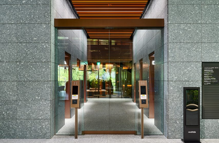 自動引分扉:ステンレス カラーステンレス バイブレーション仕上