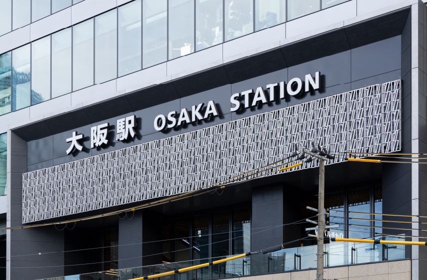 格子パネル:キャストアルミ 素地パネル:キャストアルミ フッ素樹脂焼付塗装仕上