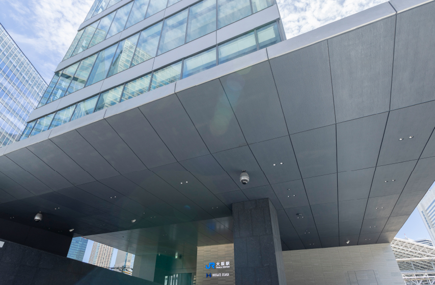 天井・鼻先・壁パネル:キャストアルミ フッ素樹脂焼付塗装仕上・素地